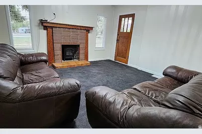 85 E 300 N, Ferron, UT 84523 - Photo 9