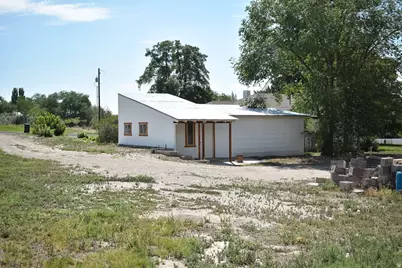 85 E 300 N, Ferron, UT 84523 - Photo 5