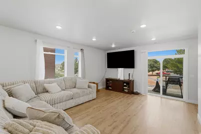 460 E Depot St #113, Clearfield, UT 84015 - Photo 7