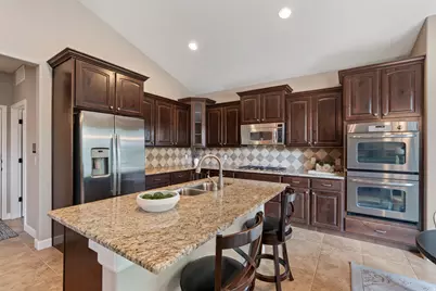 11173 S Village Grove Ln, South Jordan, UT 84095 - Photo 5
