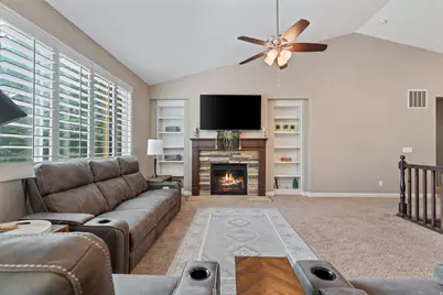 11173 S Village Grove Ln, South Jordan, UT 84095 - Photo 3