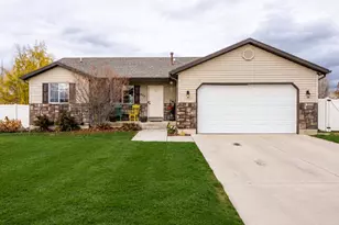 517 W 260 N, Smithfield, UT 84335 - Photo 1