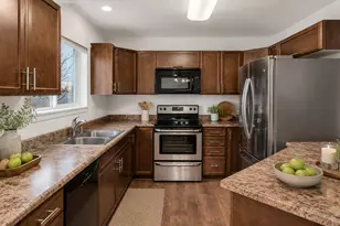517 W 260 N, Smithfield, UT 84335 - Photo 7