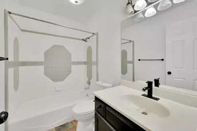 1126 N 1000 E, Layton, UT 84040 - Photo 11