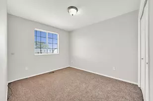 1126 N 1000 E, Layton, UT 84040 - Photo 13