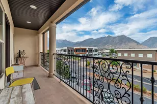 10917 N Town Center Blvd, Highland, UT 84003 - Photo 17