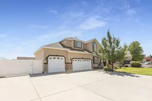 10315 S 3925 W, South Jordan, UT 84009 - Photo 37