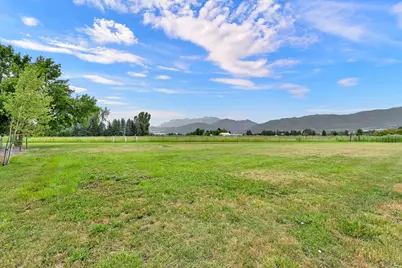 7091 E 1900 N, Eden, UT 84310 - Photo 11