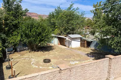 502 N Cliffview Dr, Moab, UT 84532 - Photo 7