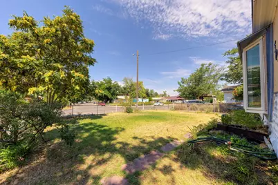 502 N Cliffview Dr, Moab, UT 84532 - Photo 13