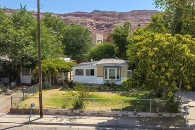 502 N Cliffview Dr, Moab, UT 84532 - Photo 3