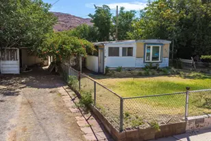 502 N Cliffview Dr, Moab, UT 84532 - Photo 5
