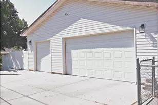 3213 S Liberty Ave E, Ogden, UT 84403 - Photo 25