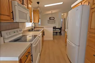729 E 32nd S, Ogden, UT 84403 - Photo 9