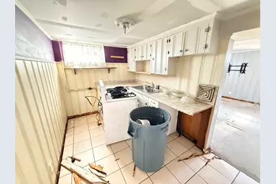 275 N Lakeview Dr, Clearfield, UT 84015 - Photo 11