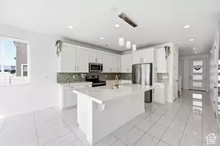 431 W Palomino Way, Stansbury Park, UT 84074 - Photo 43