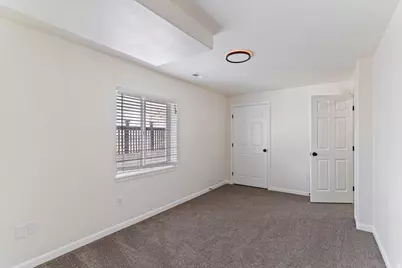371 E Cynthia Way S, North Salt Lake, UT 84054 - Photo 35