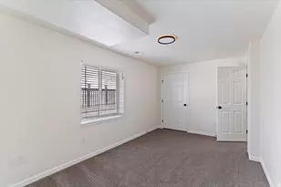 371 E Cynthia Way S, North Salt Lake, UT 84054 - Photo 35