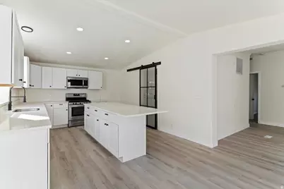 371 E Cynthia Way S, North Salt Lake, UT 84054 - Photo 11