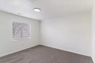 371 E Cynthia Way S, North Salt Lake, UT 84054 - Photo 31
