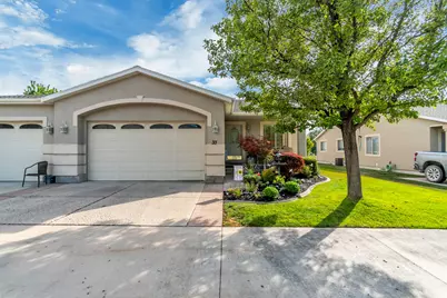 33 Clubhouse Dr, Stansbury Park, UT 84074 - Photo 3