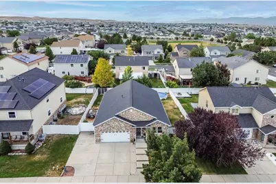 6748 W Shumard Oak Dr S, West Jordan, UT 84088 - Photo 17