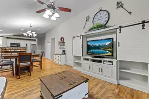 6748 W Shumard Oak Dr S, West Jordan, UT 84088 - Photo 13