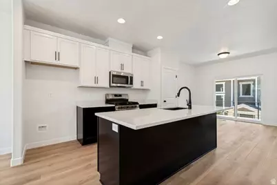 728 W 520 S #435, American Fork, UT 84003 - Photo 11
