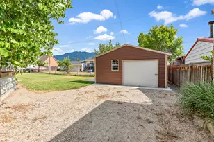 988 E 200 N, Springville, UT 84663 - Photo 29