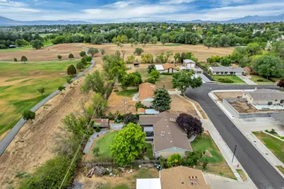 4883 S 3040 St W, Taylorsville, UT 84129 - Photo 31