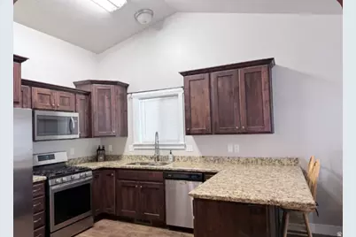 840 N 150 W, Santaquin, UT 84655 - Photo 3