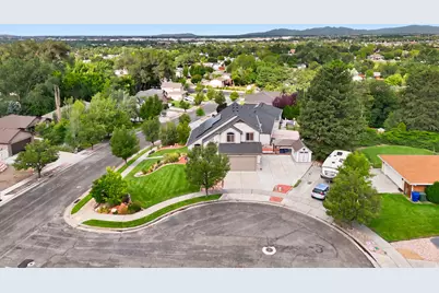 1126 E Benchview Dr, Ogden, UT 84404 - Photo 27