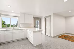 1126 E Benchview Dr, Ogden, UT 84404 - Photo 15