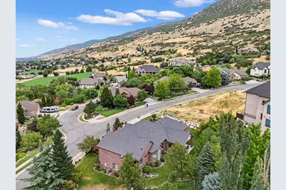 1532 N Ford Canyon Rd, Centerville, UT 84014 - Photo 7