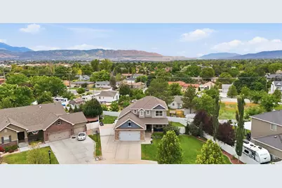 10509 S Brooklyn View Ln W, South Jordan, UT 84095 - Photo 45