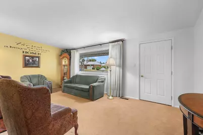 5030 S 300 W, Washington Terrace, UT 84405 - Photo 5