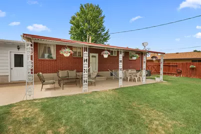 5030 S 300 W, Washington Terrace, UT 84405 - Photo 29