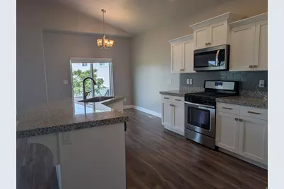 187 N 480 E, Vineyard, UT 84059 - Photo 9