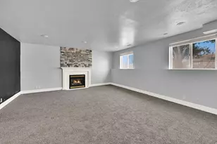 865 N 350 E, Tremonton, UT 84337 - Photo 9