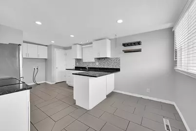 5940 S Starlite Dr, Murray, UT 84107 - Photo 9