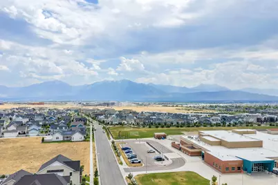 11122 S Willow Walk Dr, South Jordan, UT 84009 - Photo 35