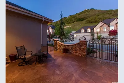 4378 S Foothill Dr, Bountiful, UT 84010 - Photo 43