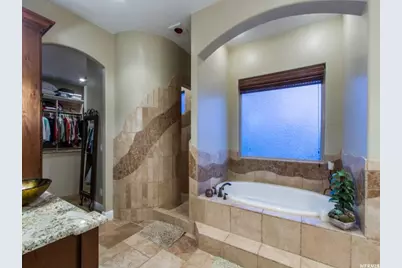 4378 S Foothill Dr, Bountiful, UT 84010 - Photo 21