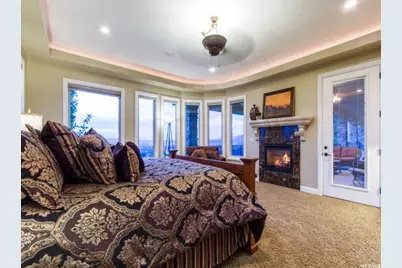 4378 S Foothill Dr, Bountiful, UT 84010 - Photo 17