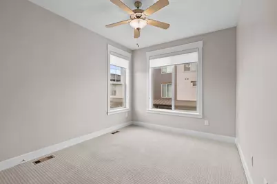 10392 S Beetdigger Blvd E, Sandy, UT 84070 - Photo 23