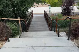 10392 S Beetdigger Blvd E, Sandy, UT 84070 - Photo 33