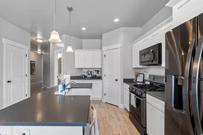 1721 W Newcastle Ln S, Saratoga Springs, UT 84045 - Photo 7