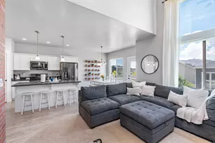 1721 W Newcastle Ln S, Saratoga Springs, UT 84045 - Photo 9