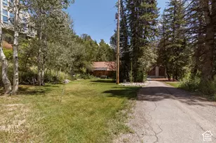 2876 E Greengrove Dr, Sundance, UT 84604 - Photo 35
