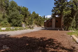 2876 E Greengrove Dr, Sundance, UT 84604 - Photo 31